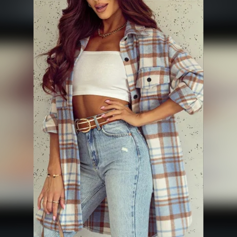 π₯New sky blue long plaid shacket - Picture 15 of 17